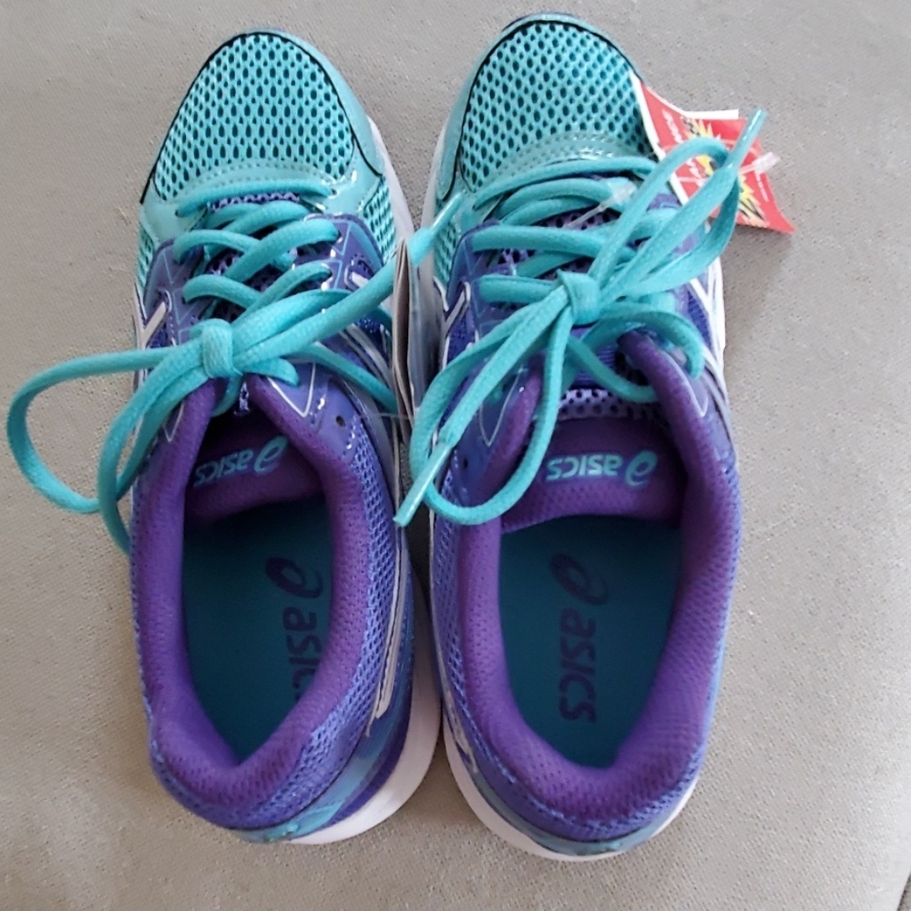 Running sneakers